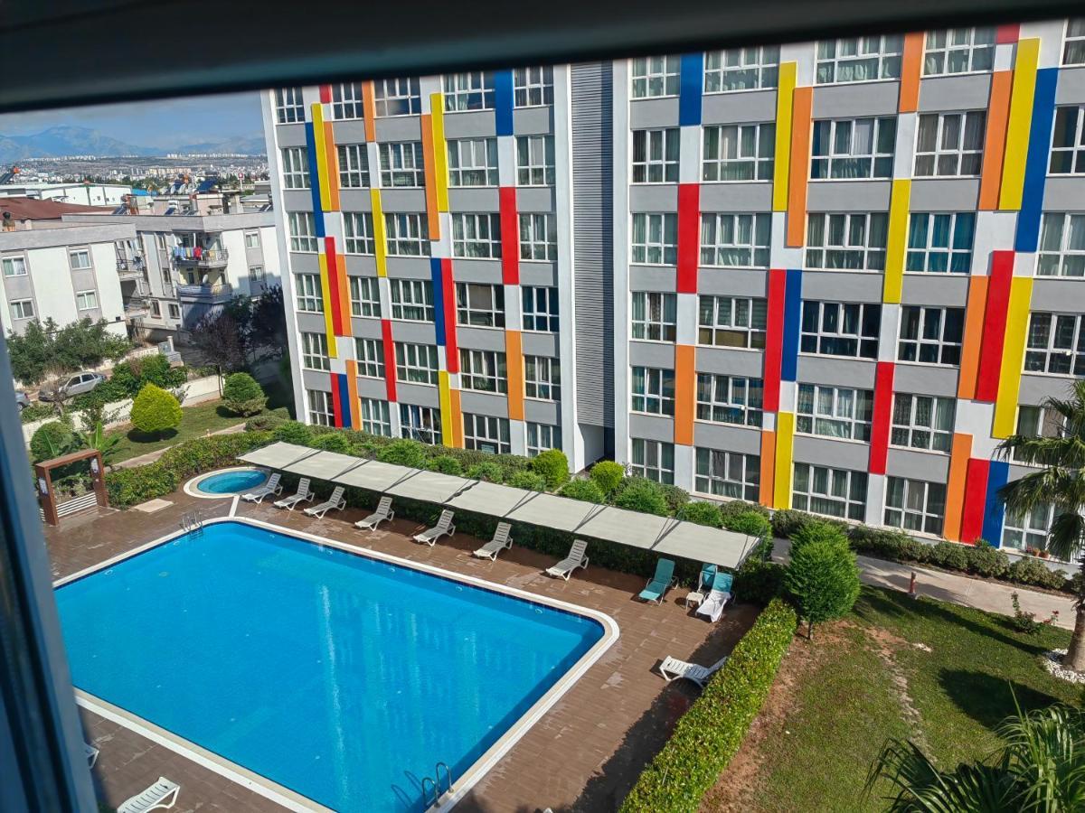 Selin's With Pool View Daire Antalya